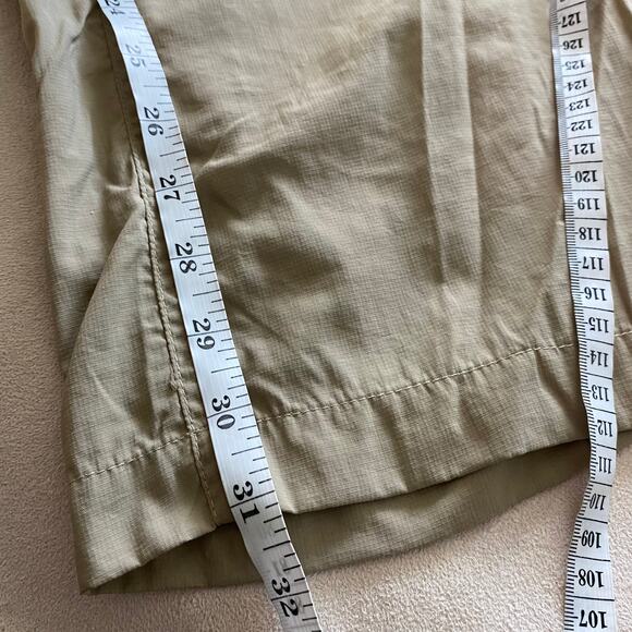 The North Face Women's Khaki Convertible Hiking Nylon Pants Size 8 EUC Ripstop - Picture 9 of 9